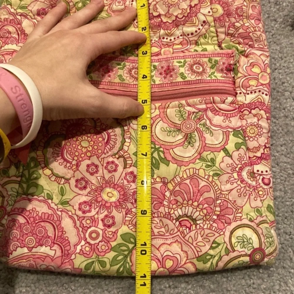 Vera Bradley Purse - Picture 10 of 11